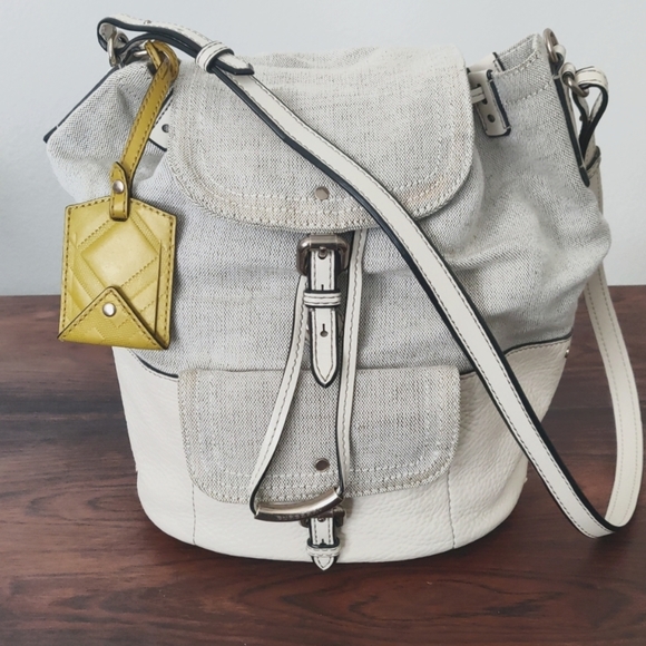 Burberry white Canvas jute and bottom leather Crossbody Bag - Picture 2 of 16